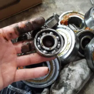 نشانه های خرابی بلبرینگ چرخ خودرو